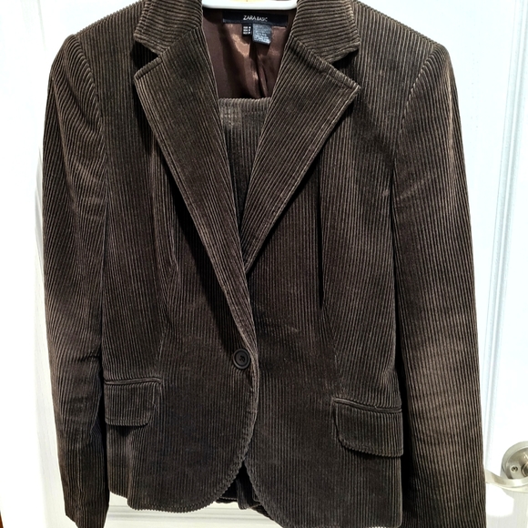 Courduroy suit from Zara (pants and jacket) - Picture 2 of 2